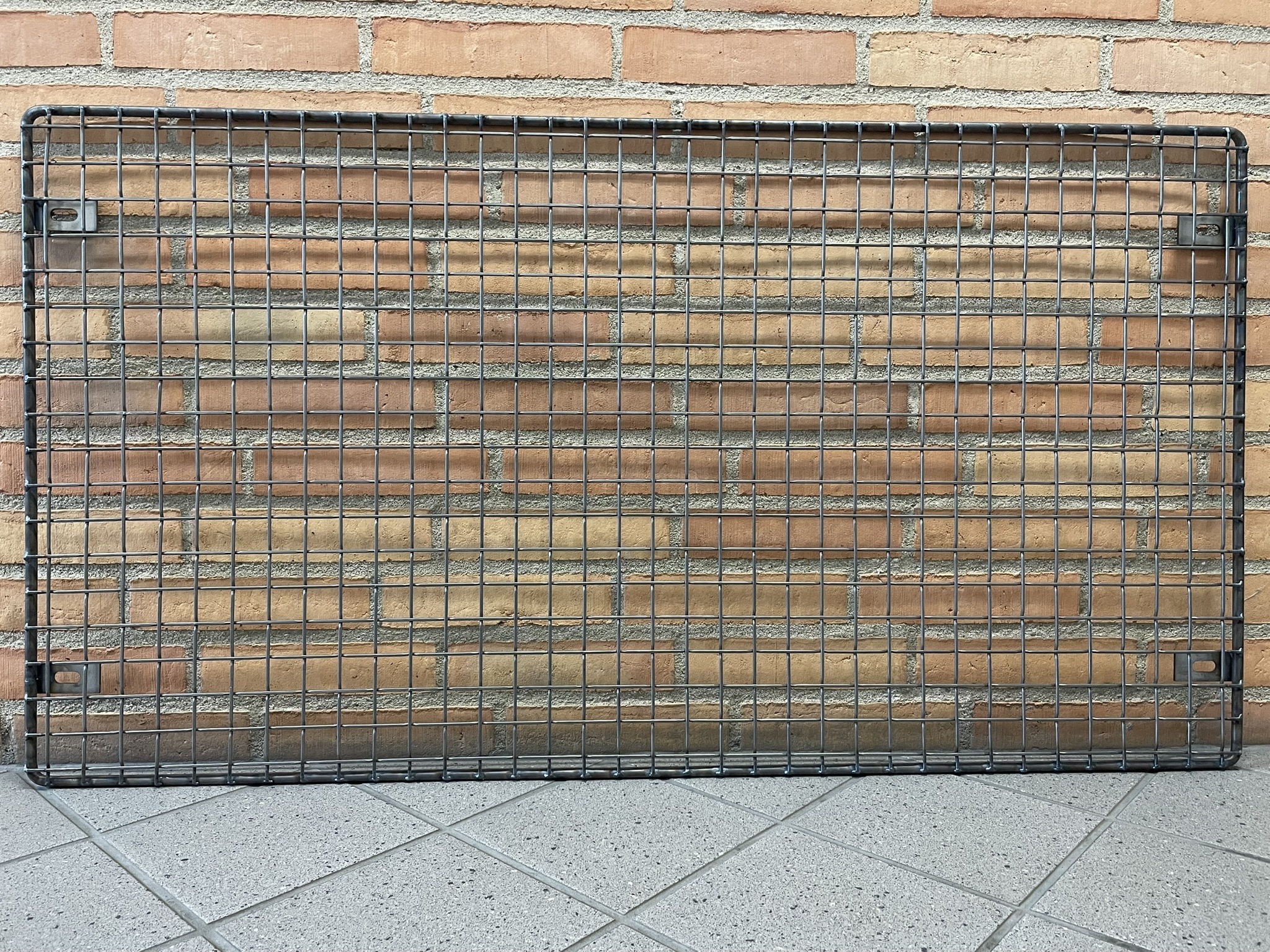 Net på ramme med lasker 1